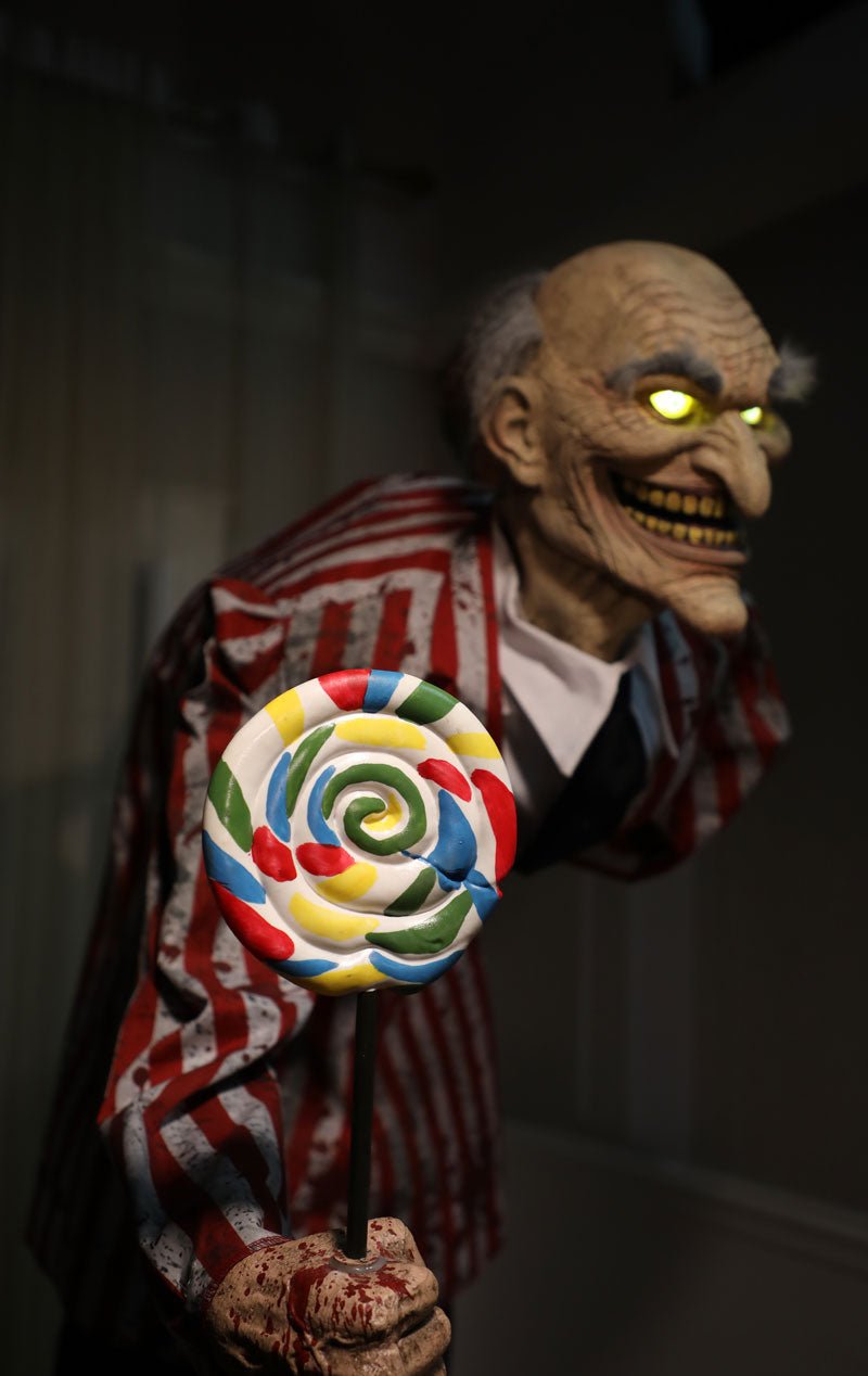 Candy Creep Animated Halloween Decoration - Joke.co.uk