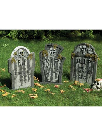 Tombstones with Moss Accessory - Joke.co.uk